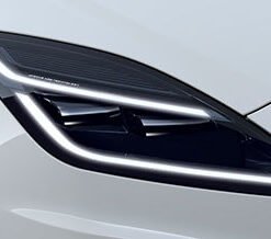 LED headlights with signature DRL