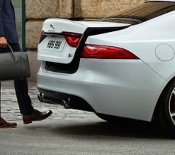 Powered gesture tailgate